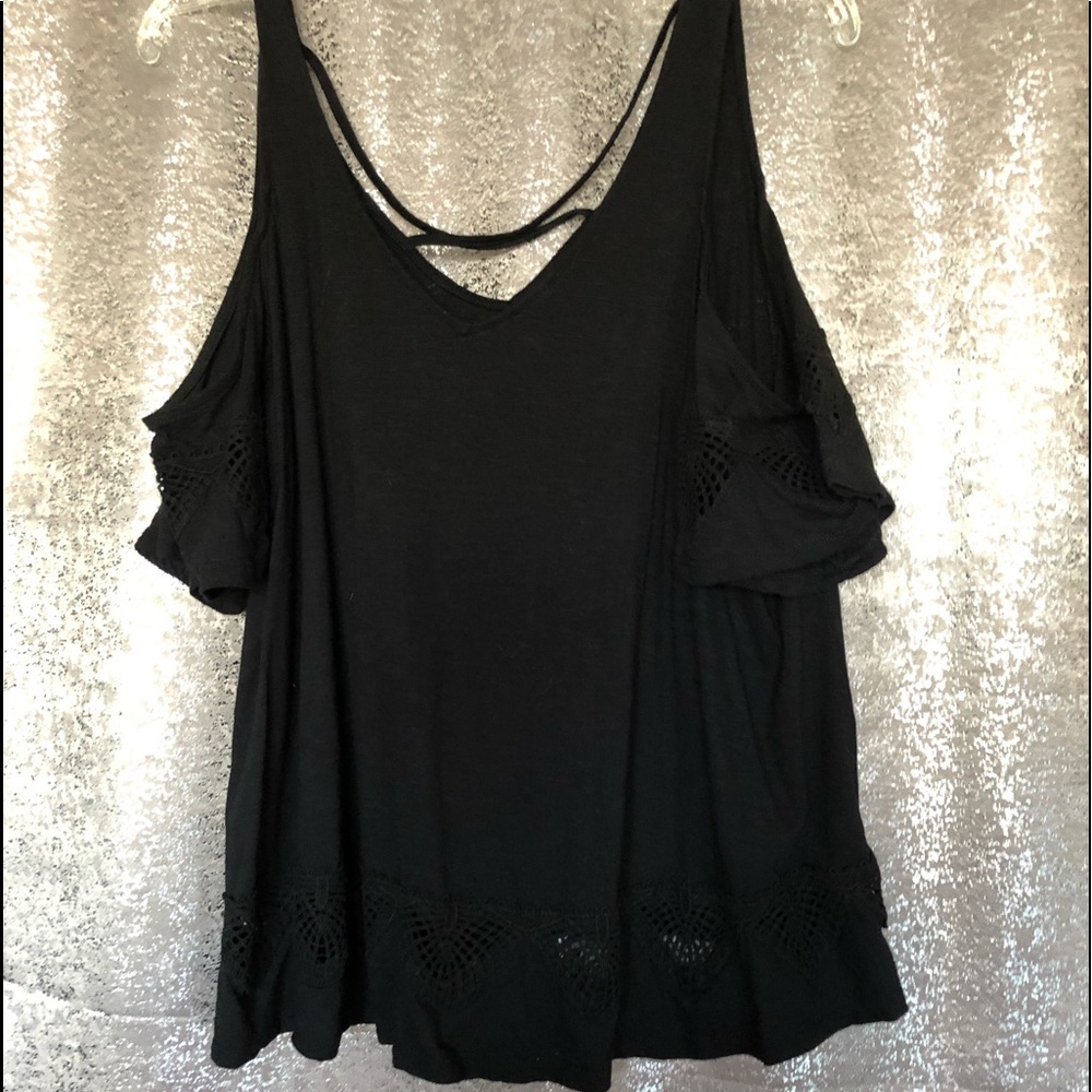 Torrid shirt